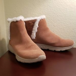 Skechers On The Go Ankle Boots